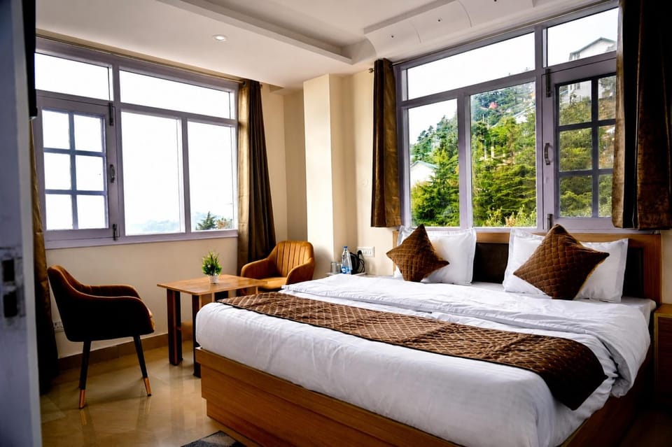 Pine Ville Shimla Bed and Breakfast in Shimla