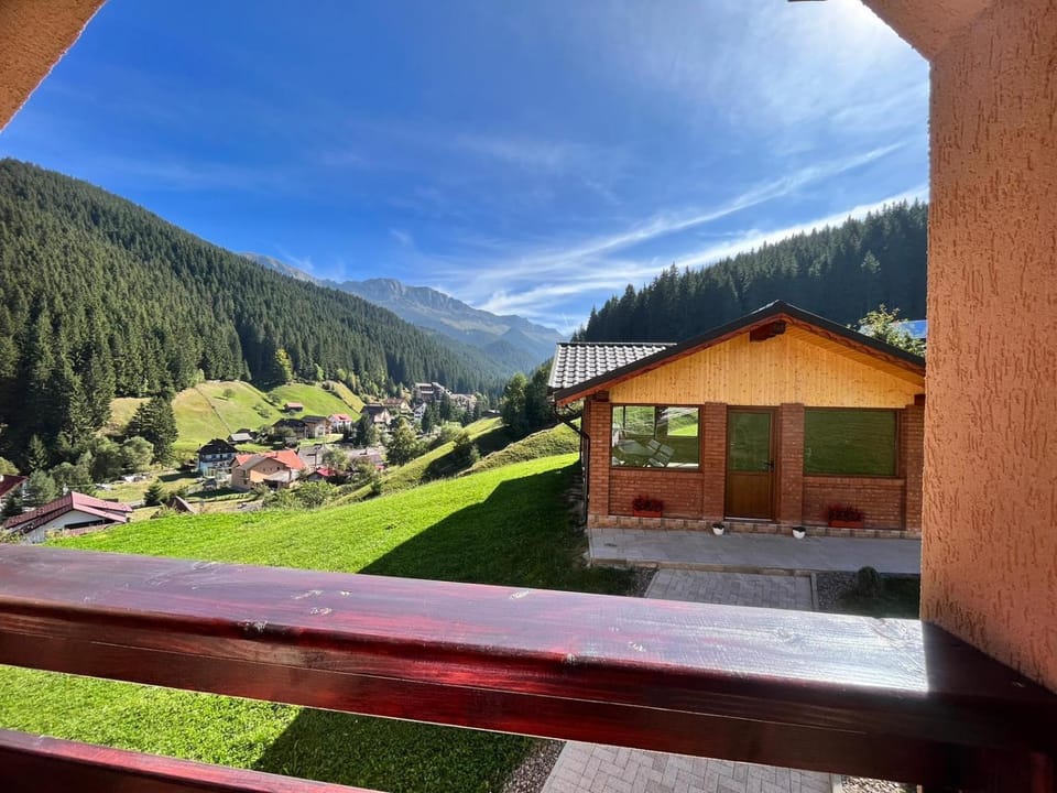 Property building, Spring, Day, Natural landscape, Mountain view
