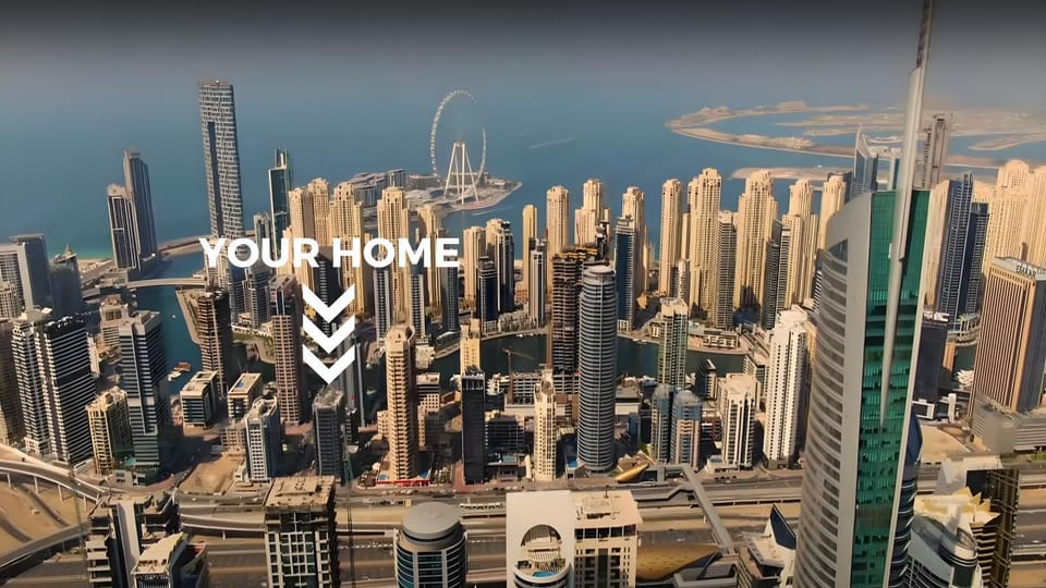 Communal lounge/ TV room, Day, Natural landscape, Bird's eye view, Evening entertainment, Text overlay, City view, Sea view
