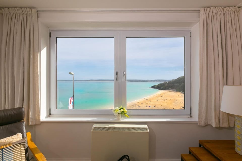 Property building, Living room, Seating area, Sea view