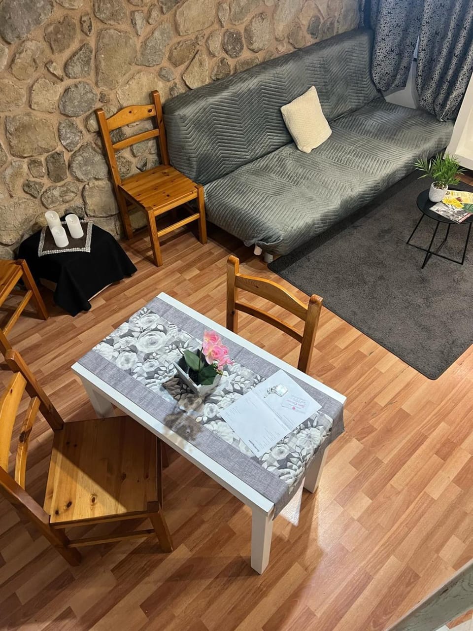 Seating area