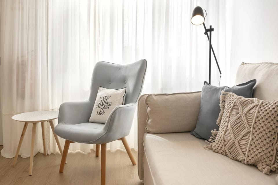 Living room, Decorative detail, Seating area