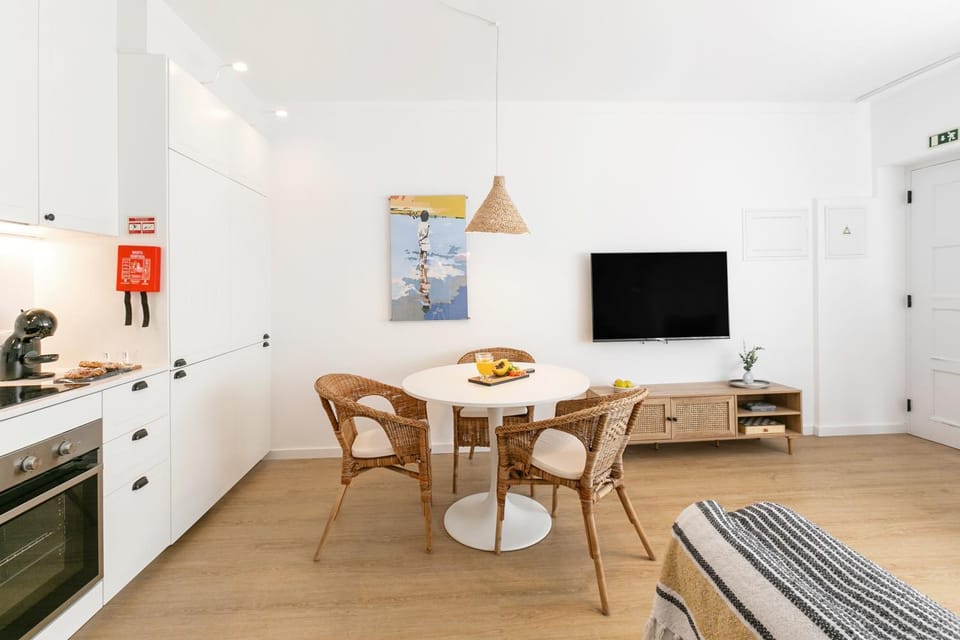 TV and multimedia, Kitchen or kitchenette, Living room, Seating area, Dining area, minibar, pet friendly