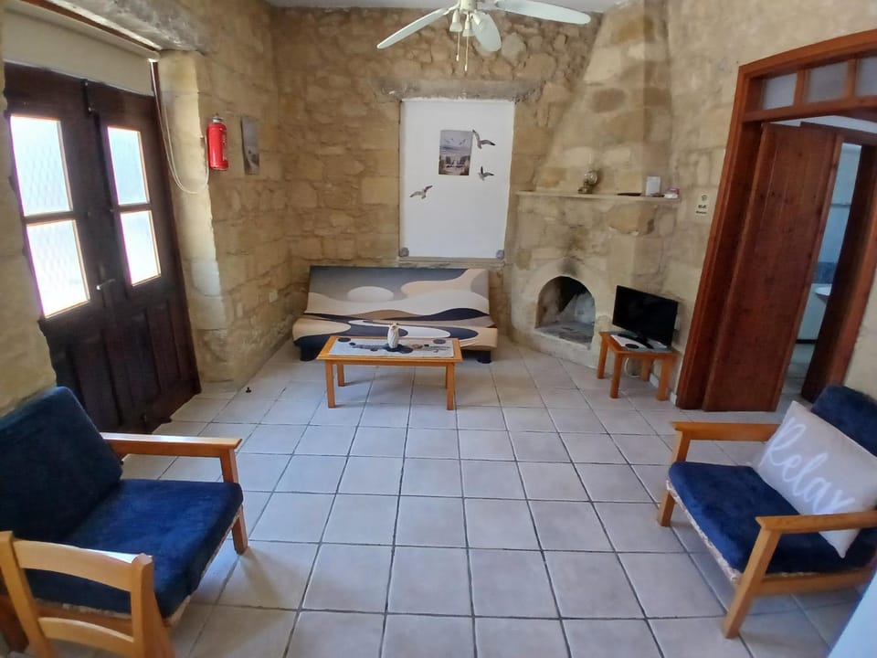 Spanos House Apartment in Paphos District