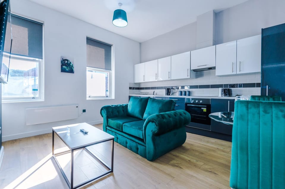 Stylish Apartment located in the City Centre of Liverpool - Web-exclusive offers at a-kapartments Apartment in Liverpool