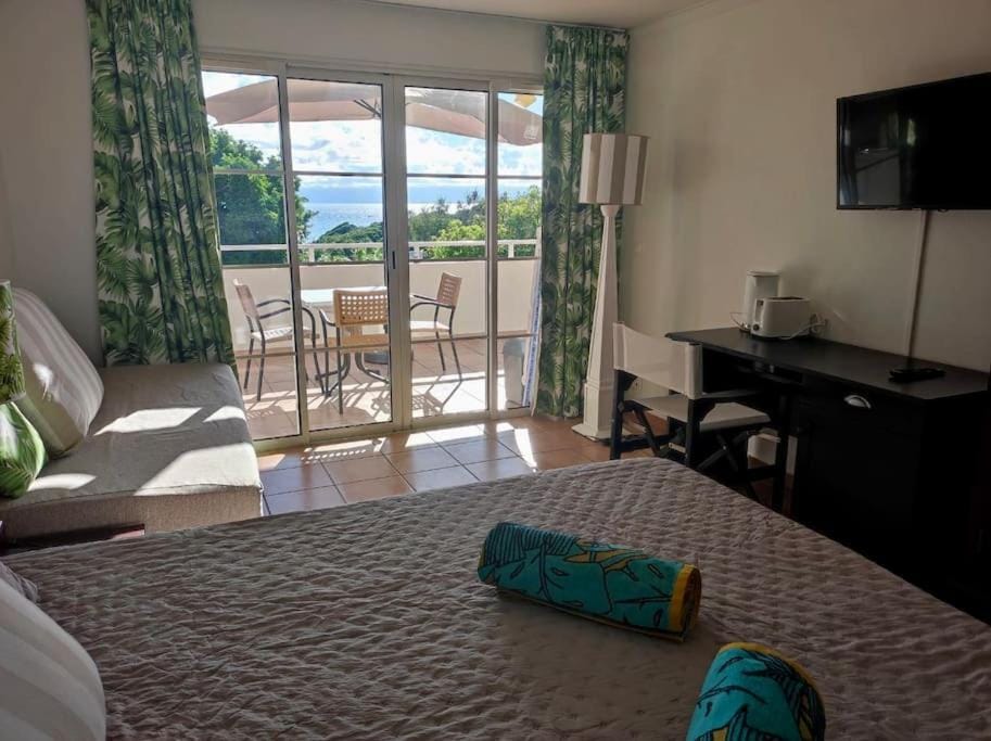 Studio vue mer - village de vacances - Sainte Anne Apartment in Sainte-Anne