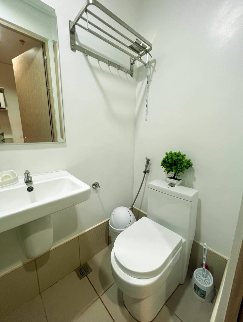 Samuel staycation in Smdc Green2 one studio unit Apartment in Calabarzon