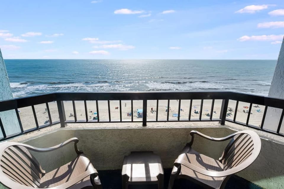Recently Renovated, Oceanfront View, Heated Pools! House in Myrtle Beach