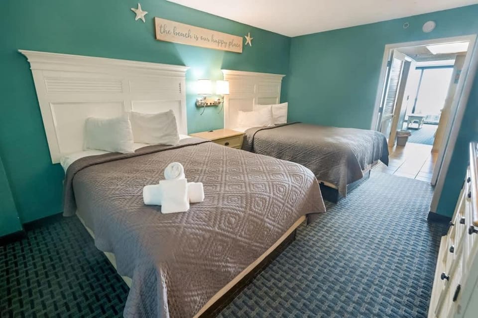 Recently Renovated, Oceanfront View, Heated Pools! House in Myrtle Beach