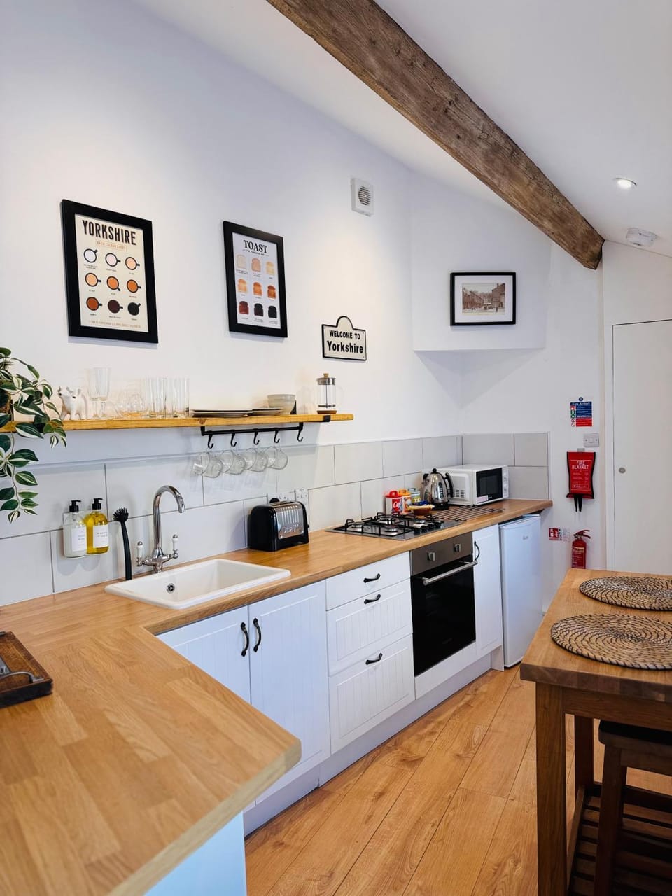 Nine Cooper Lane, Holmfirth House in Holmfirth