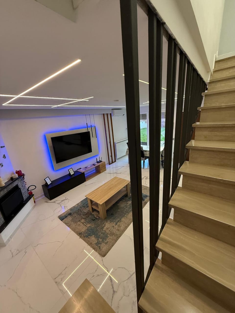 Communal lounge/ TV room