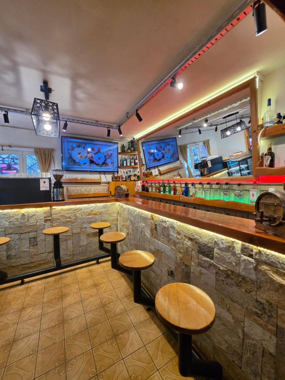 Lounge or bar