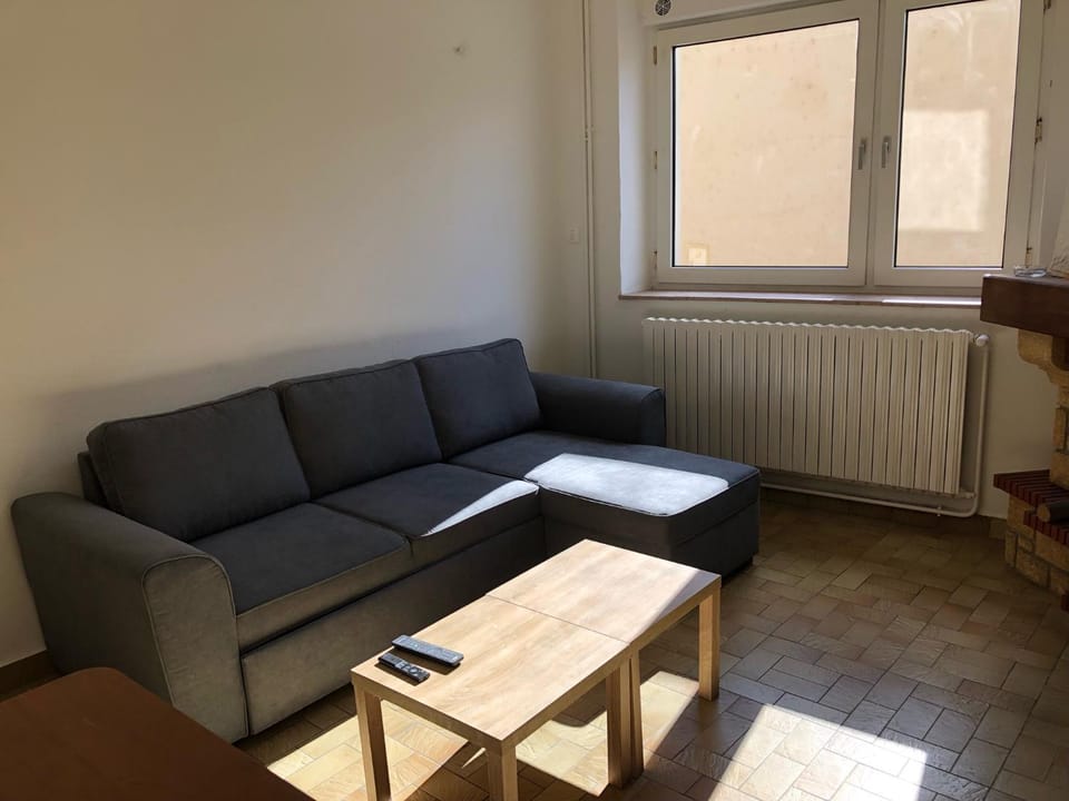 Metz Sud - A31 - Appartement rénové - 2 ch - 80 m2 - Entre Nancy et Luxembourg - Waves Apartment in Grand Est