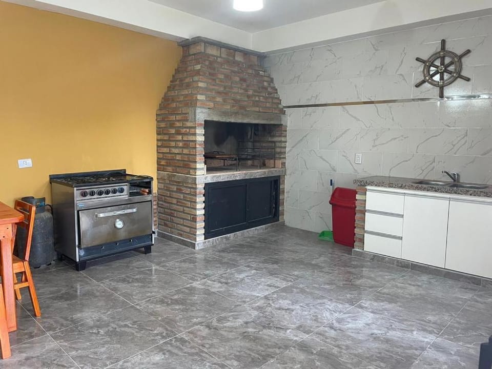 pet friendly, stove