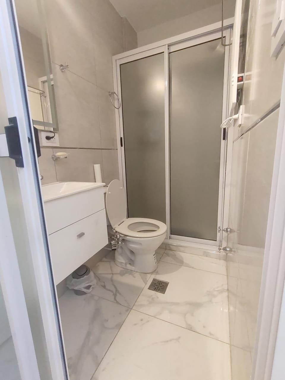 Shower, Bathroom