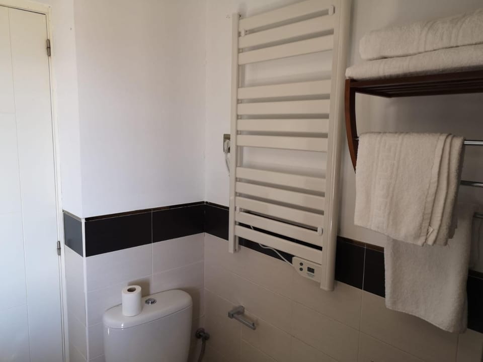 Bathroom, towels
