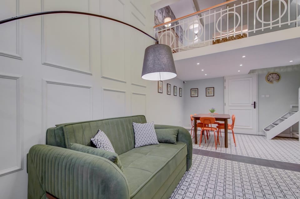 Communal lounge/ TV room, TV and multimedia, Living room, Seating area