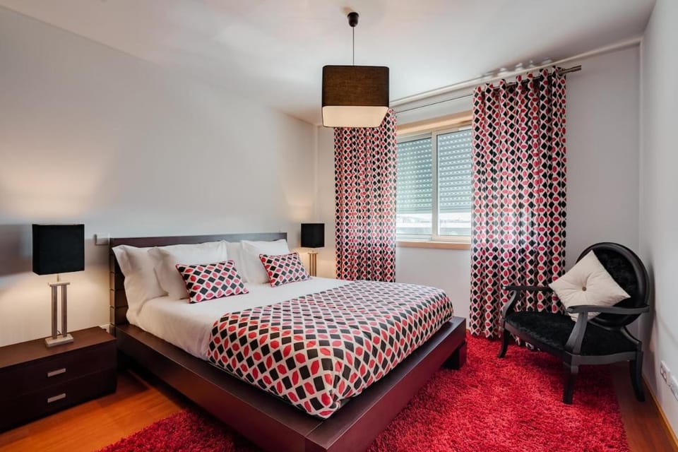 Fully Equipped 3 bed - Parking Apartment in Vila Nova de Gaia