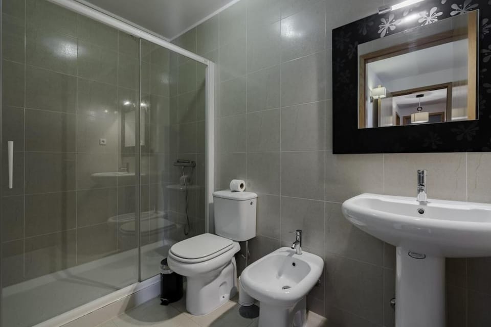 Fully Equipped 3 bed - Parking Apartment in Vila Nova de Gaia