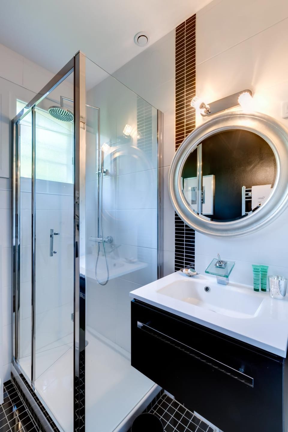 Les Eaux qui Rient Bed and Breakfast in Sanguinet