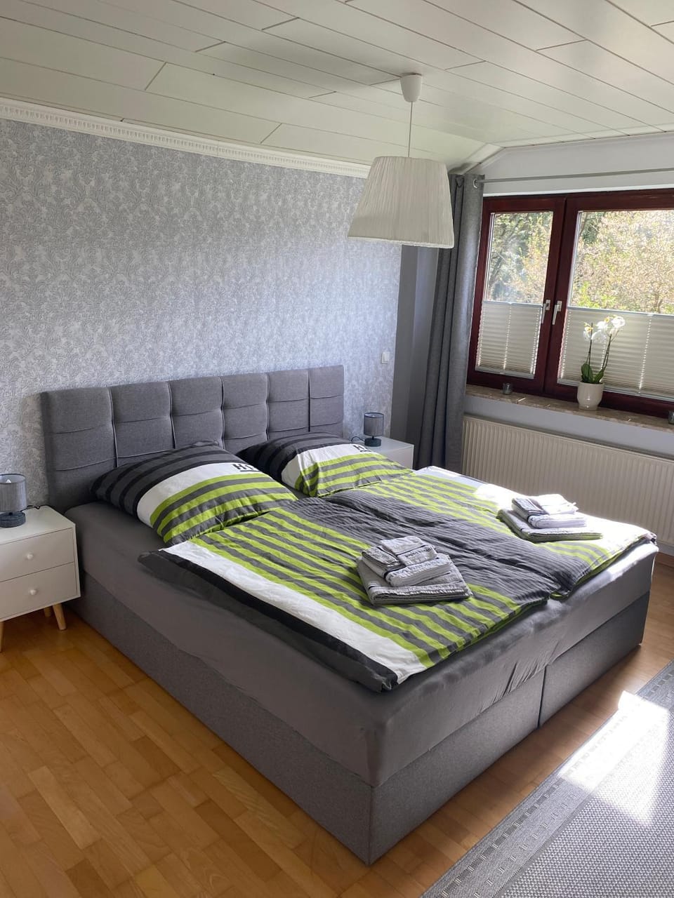 Living room, Bedroom