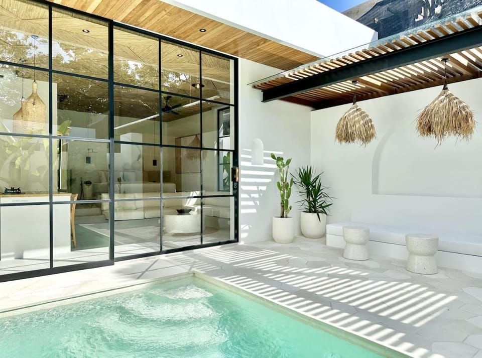 Property building, Patio