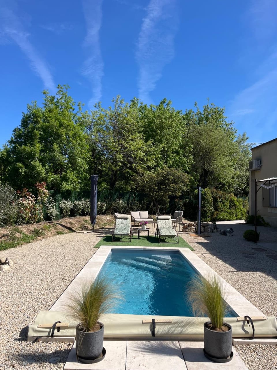 Garden view, Swimming pool, sunbed