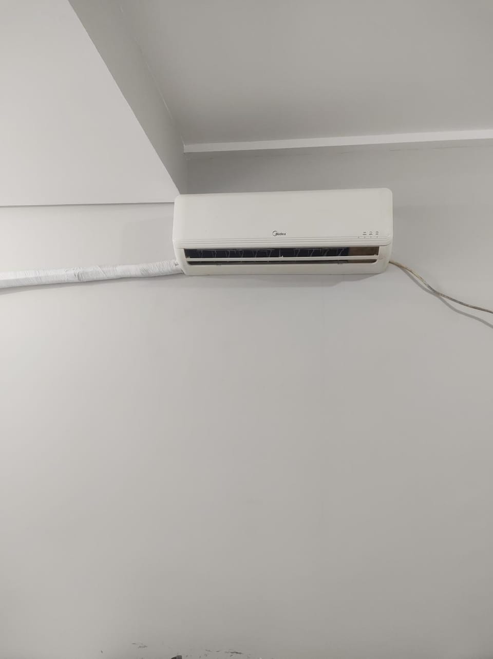 Ap 2 quartos amplos, com Ar condicionado central, Internet, Netflix e Garagem privativa Apartment in State of Paraná