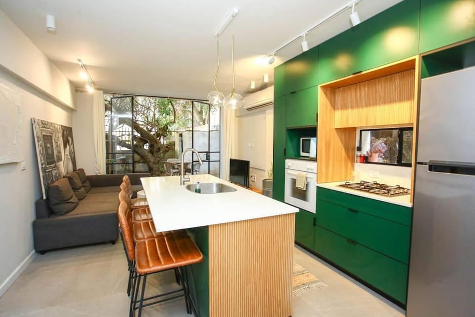Boutique 1BR Garden TLV Apartment Apartment in Tel Aviv-Yafo