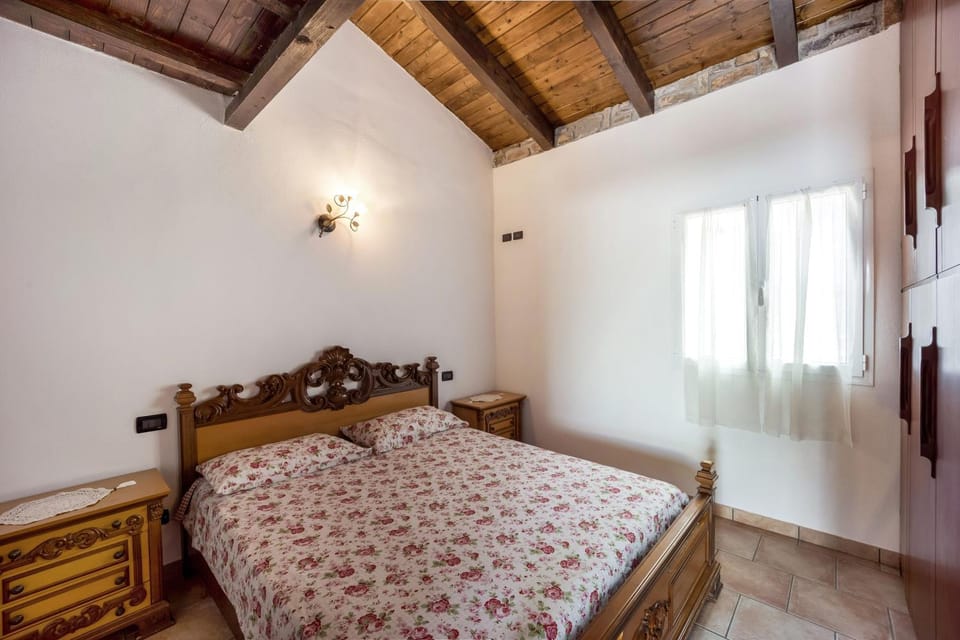 Property building, Living room, Bedroom