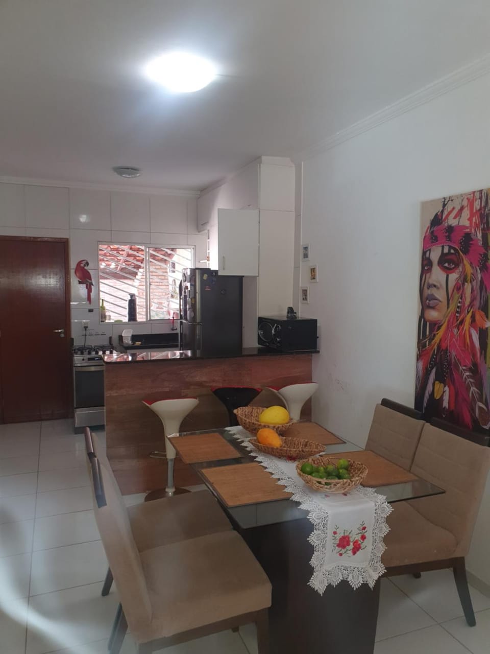 Kitchen or kitchenette, Living room, Seating area, Food, minibar