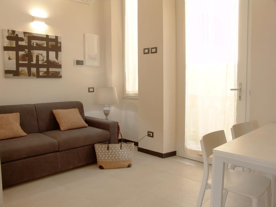 Residenza Cavour - Appartamento AGAVE Apartment in Levanto