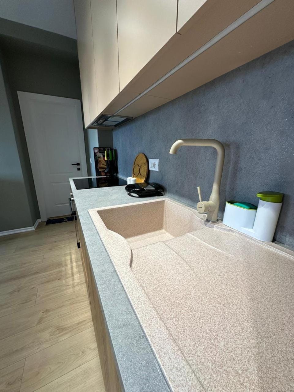 Coffee/tea facilities, Kitchen or kitchenette