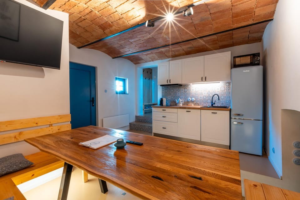 TV and multimedia, Kitchen or kitchenette, Seating area, Dining area, minibar, stove