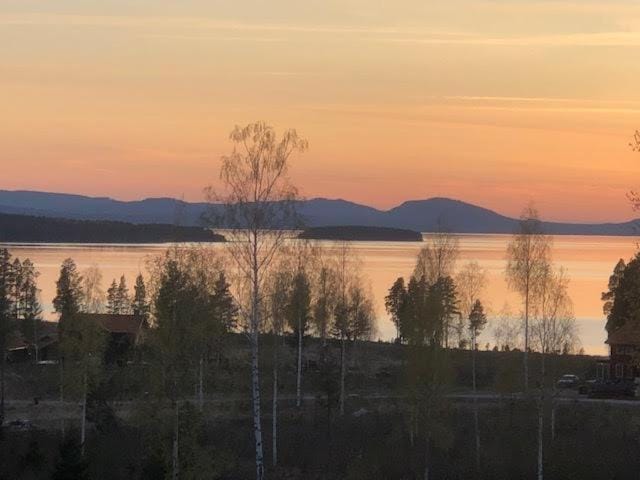 Semi-detached house with lakeview in Tällberg 6 beds Apartment in Sweden