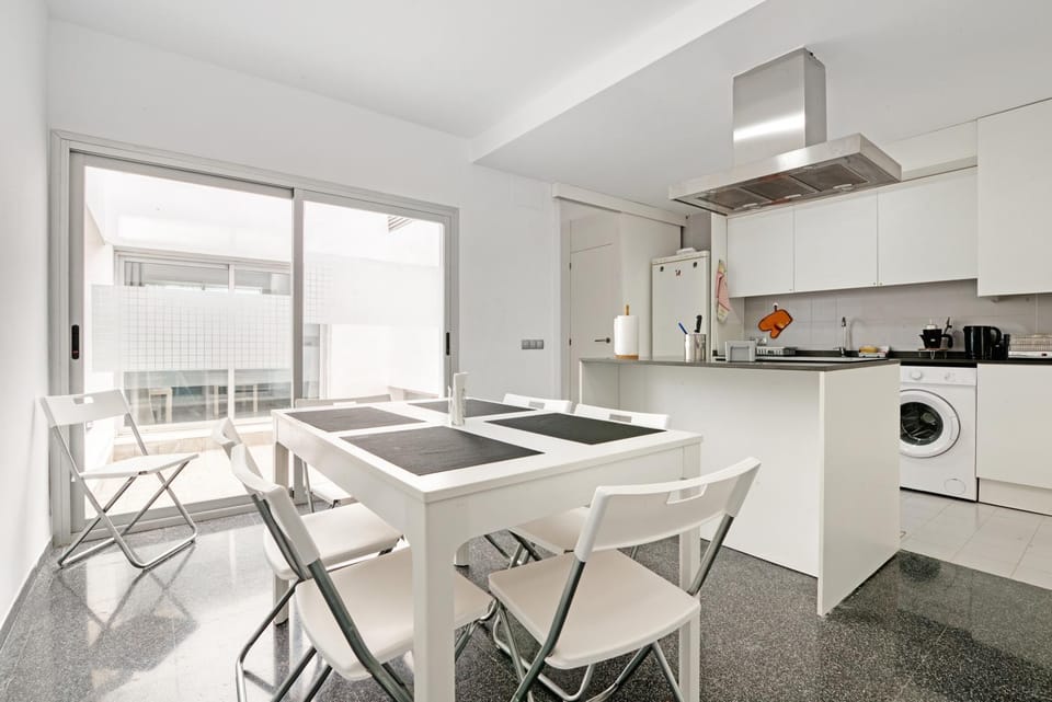 Property building, Kitchen or kitchenette, Living room