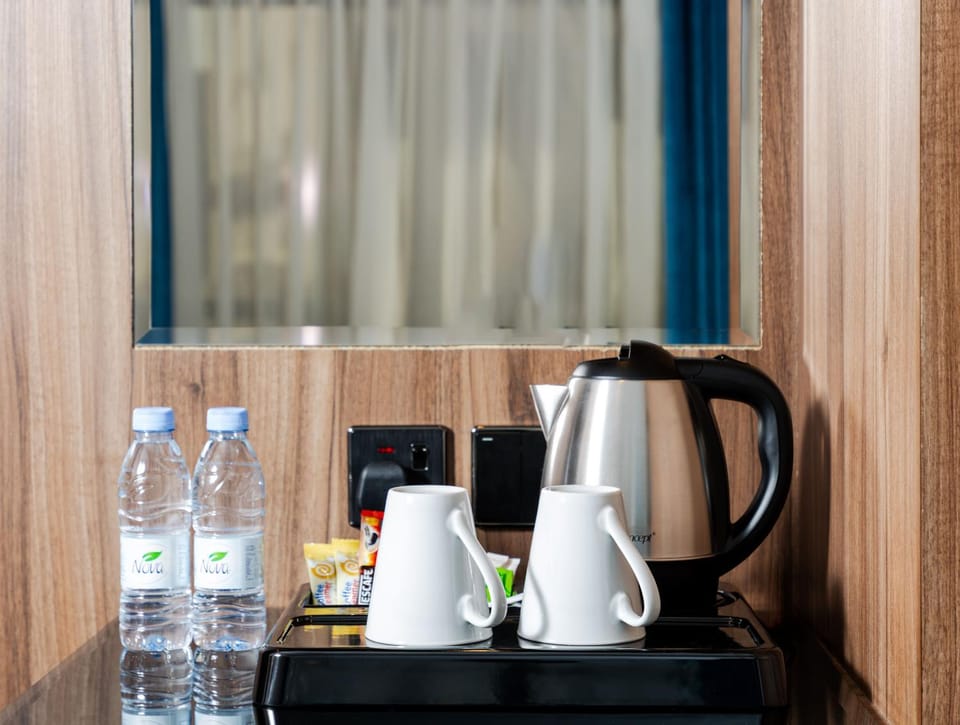 Coffee/tea facilities, Kitchen or kitchenette