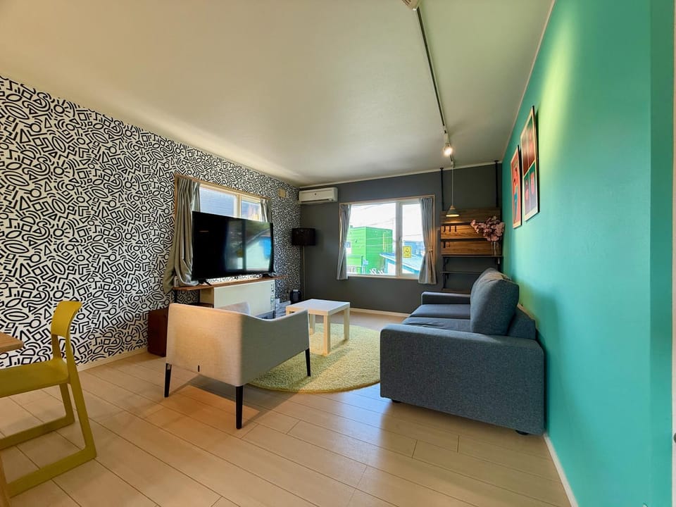 TV and multimedia, Living room, Seating area