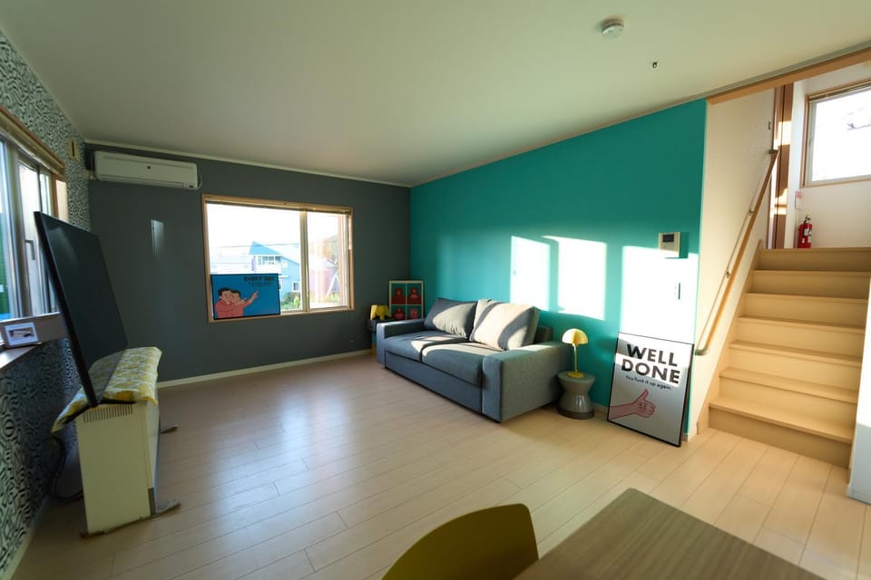 TV and multimedia, Living room, Seating area