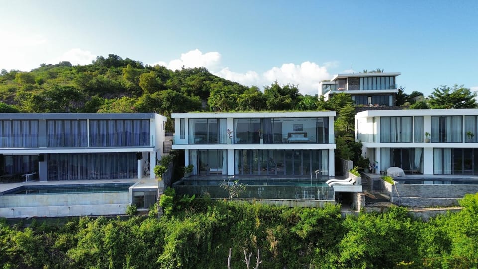 Property building, Day, Natural landscape