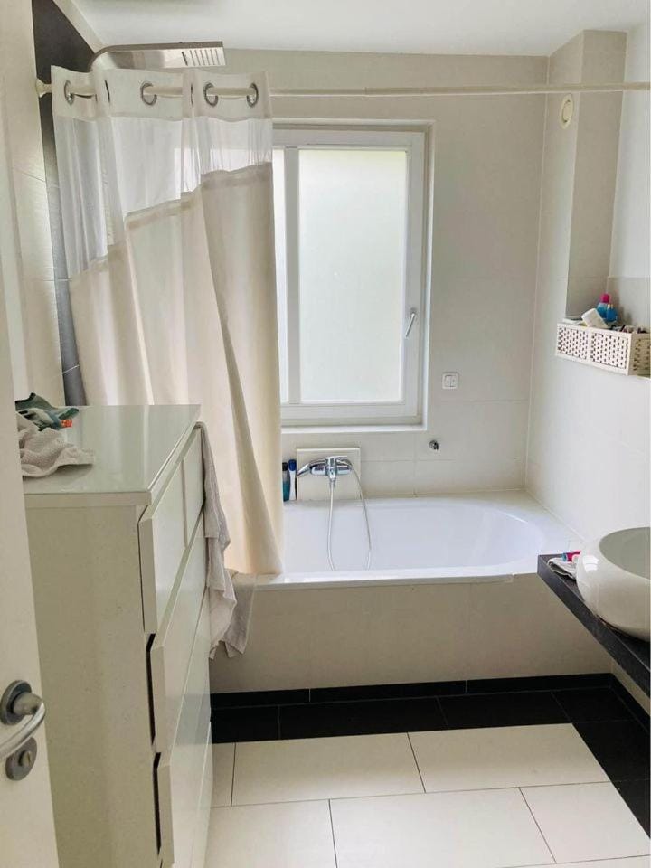 Bathroom, Bath