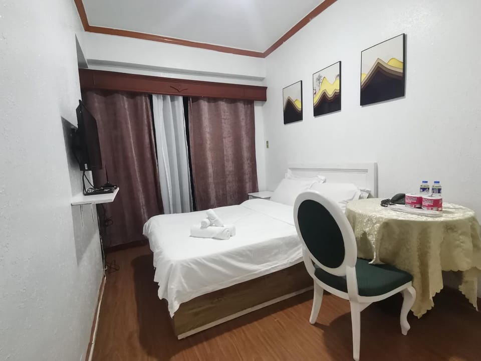 romantic makati Apartment hotel in Makati