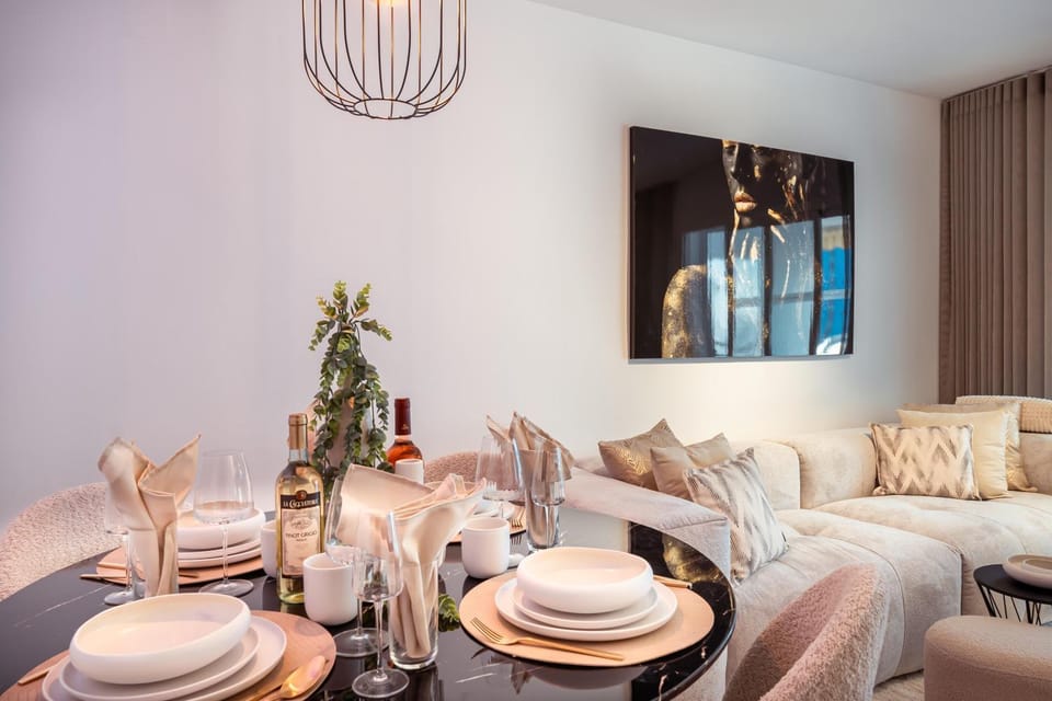 Other, Dining area