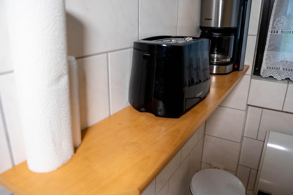 Coffee/tea facilities, Kitchen or kitchenette
