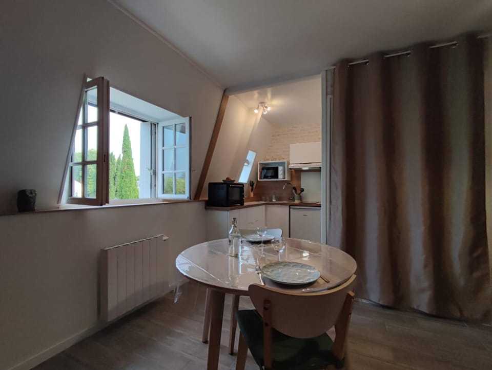Appartement T2 Centre Ville - 2/3 pers. Apartment in Nouvelle-Aquitaine