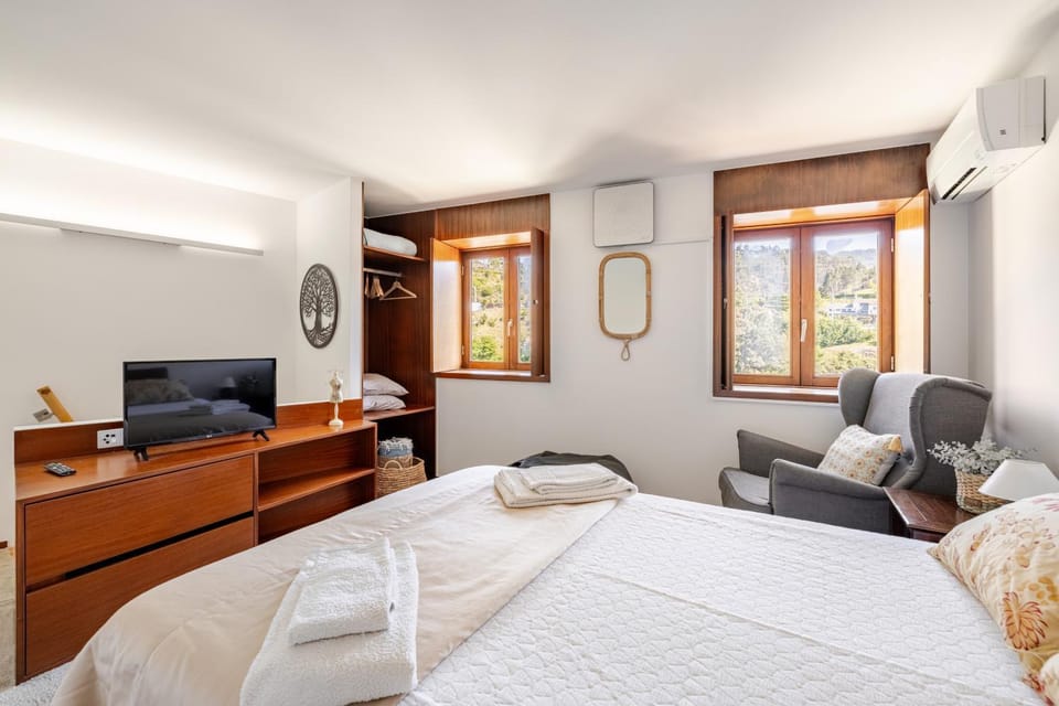 Living room, Bedroom