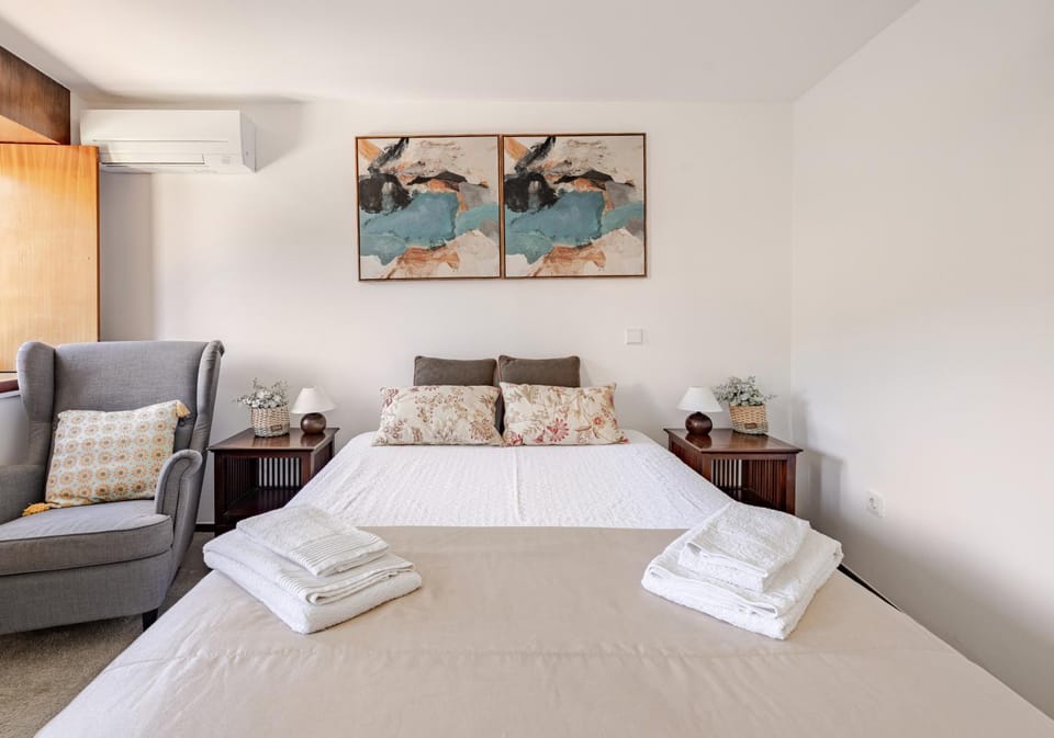Living room, Bedroom