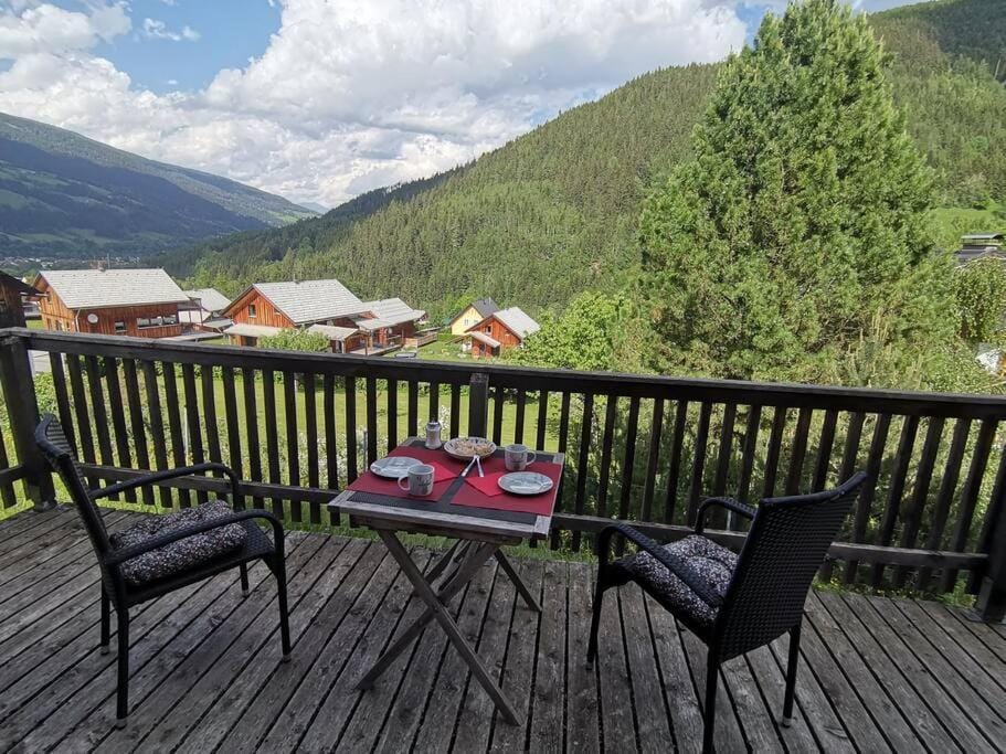 PAAL 162 - Tolle Aussicht, 2 Terasssen, Großes Grundstück House in Styria