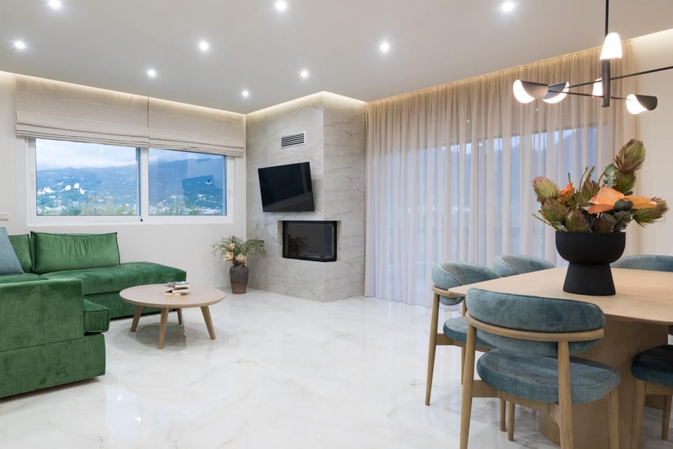 TV and multimedia, Living room, Seating area