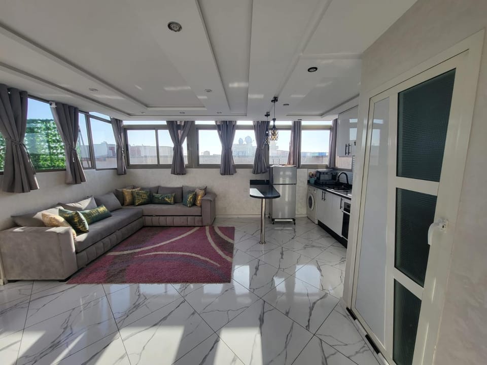 Modern Studio Just Steps from the Beach Apartment in Casablanca-Settat